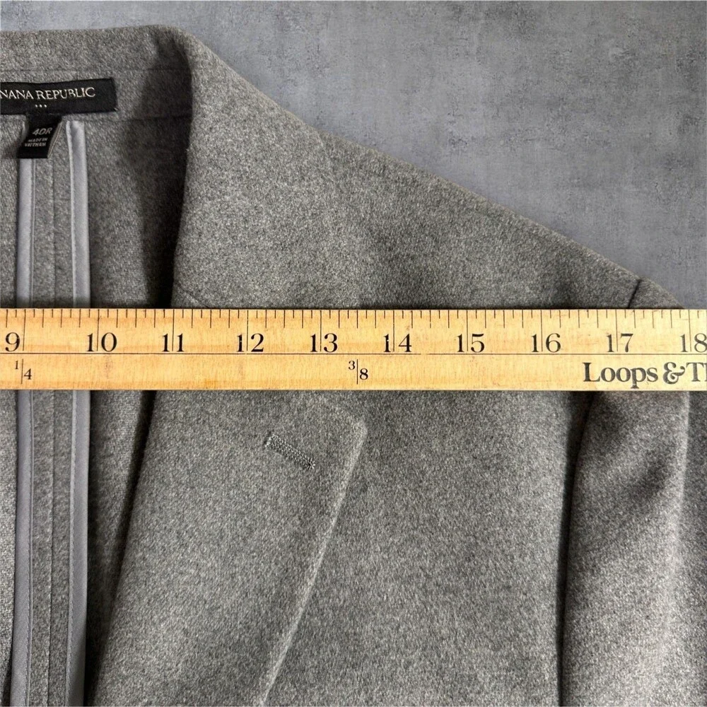 Banana Republic Men's Blazer 40R Gray Wool Blend Sport Coat 2-Button Jacket